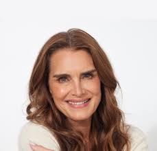 Kevin McGarry Teases Big Question for Elizabeth in 'When Calls the Heart'