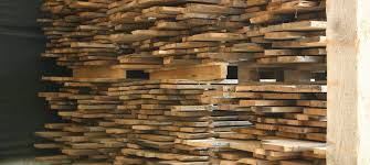 Antikholz ist vor allem in fichte und eiche aber auch in lärche und arve. Infos Rund Um Unser Schnittholz Geschichte Standards Masse