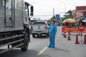Riêng tp hà tĩnh chuyển sang thực hiện theo chỉ thị 15 của thủ tướng chính phủ. Vf8 Gvk Rw3crm