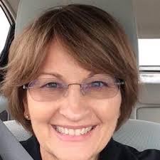 Donna Cantu's Instagram, Twitter & Facebook