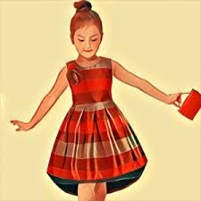 Außerdem beginnt es knapp oberhalb der brüste und endet ein wenig unterhalb des gesäßes, was die weiblichen geschlechtsmerkmale zusätzlich betont. Kleid Traum Deutung