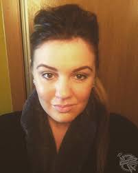 This Woman's Brain Tumour, That Left Her Blind In One Eye, Was Not  Identified By Doctors With One GP Laughing When She Suffered Severe  Migraines