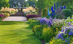 Lovekyn Chapel Botanical Gardens Wedding Garden Borders Wedding Venues