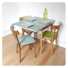 Table Formica Organiser Les Armoires De Cuisine Petit Meuble Table Et Chaises