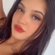 Julia Cabral (@julia_cabral_) • Threads, Say more