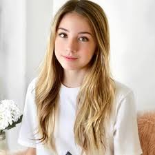 4 273 Likes 133 Comments Rihanna Quinn Rihannaquinn3 On Instagram What S Your Wish Mine Is That There Would Be Mo Rihanna Hair Styles Long Hair Styles