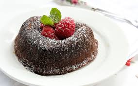 Fondants Au Chocolat Coeur Coulant Framboise Recettes Pour Epater Les Copains Elle Vire Recette Recette Fondant Recette Caramel Fudge Facile