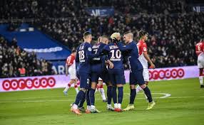 Nah itulah info profil klub psg beserta fakta tim, logo klub, nama stadion psg serta jumlah trofi psg sepanjang sejarah klub sampai saat ini. Kompetisi Dihentikan Klub Klub Liga Prancis Terancam Hadapi Kebangkrutan Okezone Bola