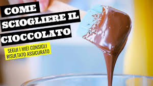 Inseriamo la ciotolina nel microonde e impostiamo il tempo a 40 secondi alla temperatura minima. Come Sciogliere Il Cioccolato Per Realizzare Dolci Perfetti Youtube