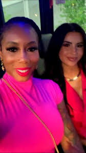 Fresh kicks👟, fresh faces 👩🏼👩🏾‍🦰👩🏾👱🏼‍♀️all day, every day. ,  Whether it’s our sneaker game or our injection game, we stay ahead!💉 ,  Count