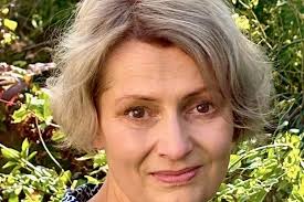 Judith Mandt leitet das Taschenbuch, neue Aufgaben für Jasmine Kaiser