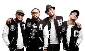 Produser nagaswara music & publishing merayakannya dengan. Selepas 13 Tahun Menyepi Ve Muncul Dengan Lagu Baru