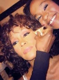 My greatest influence when it comes to beauty and style is my mom. Anything  she wore she looked good, even in PJs she looked like a rockstar ready to  walk the runway.