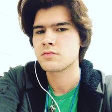 Brent Doss's Instagram, Twitter & Facebook