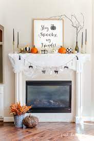 Halloween fireplace mantel ideas for mantels of all colors. Easy Halloween Mantel Decorations To Make In A Weekend