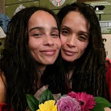 Zoë-Kravitz-Lisa-Bonet-Instagram-Photo-December-2018.jpg