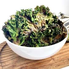 Treat Your Make Some Spicy Almond Butter Kale Chips Rich In Vitamins Minerals And Antioxidants Spicy Almonds Kale Chips Spicy