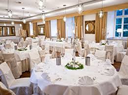 Ihre hochzeit feiern sie im hotel schloss eberstein nahe karlsruhe. Schloss Berge In Gelsenkirchen Buer Hotel Restaurant Tagung
