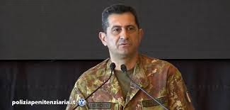 Il generale degli alpini e commissario nazionale per l'emergenza covid, francesco paolo figliuolo secondo figliuolo questo quantitativo rappresenta la premessa di un cambio di passo effettivo della. Generale Figliuolo Accoglie Appelli E Annuncia Ripresa Vaccinazioni In Carcere