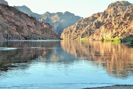 With over 550 miles of pristine shoreline, soaring red rock cliffs as well as countless bays and beaches, few places can beat the recreational opportunities that await you at callville bay resort & marina on lake mead. Lake Mead Camping 5 Of The Best Places To Pitch Your Tent Reviewed