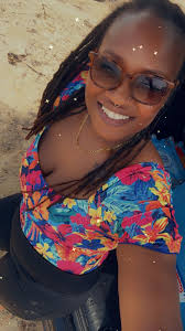 Deceptive Online Behavior in Dating