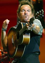 The one and only bruce springsteen is returning to broadway this summer and will be hitting the road again soon! Rockikone Bruce Springsteen Zum Siebzigsten Geburtstag