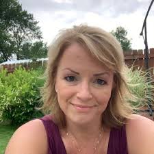 Jennifer Dover's Instagram, Twitter & Facebook