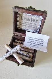 Birthday Gift For Boss Male Leadership Gift Boss Christmas Gift Boss Gift Boss Scroll Etsy Gifts For Boss Boss Christmas Gifts Boss Birthday Gift