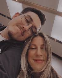 Caitlyn Sutter's Instagram, Twitter & Facebook