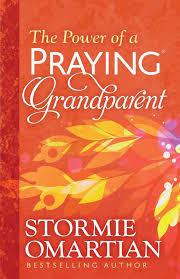 Everything we are and do is surrounded by an attitude of when he looks at me, i see not only what i am but what i can be through him! The Power Of A Praying Grandparent Omartian Stormie 9780736963008 Amazon Com Books