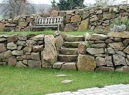 Trockenmauer Aus Ruhrsandstein Garten Natursteine Garten Steinmauer Garten
