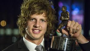 Fremantle Dockers star Nathan Fyfe crowned 2014 AFL Players Association's  Most Valuable Player