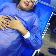 يا زماني تعبت بعاني عايش وحداني بضيع. Ø¨Ø¹Ø¯ ÙˆÙ‚ÙÙ‡ Ø¹Ù† Ø§Ù„ØºÙ†Ø§Ø¡ Ø­Ù…Ùˆ Ø¨ÙŠÙƒØ§ ÙŠØ¯Ø®Ù„ Ø§Ù„Ø¹Ù…Ù„ÙŠØ§Øª ØµÙˆØ±Ø©
