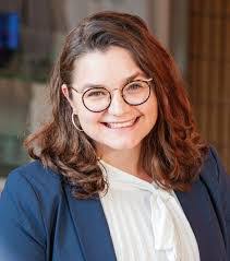 Michelle Carleton's Instagram, Twitter & Facebook