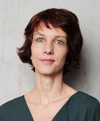 Annette Klassen's Instagram, Twitter & Facebook