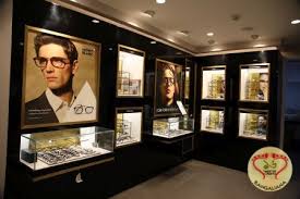 Boutique Eye Wear Store Of Titan Eyeplus Wear Store Boutique How To Wear