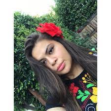 Sheyla Solis's Instagram, Twitter & Facebook