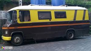 Mercedes Autobus Arte De Lata Pasajeros