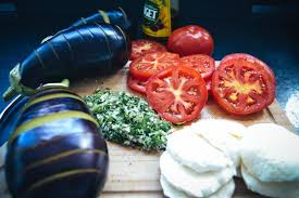 Gefullte Aubergine Rezept Mit Tomate Und Mozzarella Rezept Gefullte Auberginen Rezepte Tomaten Rezepte Gefullte Auberginen