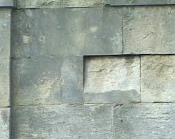 Un sistema sate (sistema de aislamiento térmico por el exterior), consiste en aplicar en la fachada del edificio un revestimiento aislante protegido por un mortero, fijándose al soporte mecánicamente y/o con adhesivos. Revestimientos De La Fachada Y Los Defectos En La Canteria