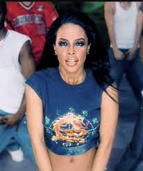 Look How Gorgeous She Is Aaliyah Style Women Fashion