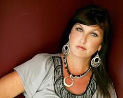 Kim Robins calling it quits