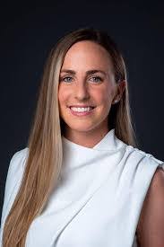 Lisa Pangborn's Instagram, Twitter & Facebook