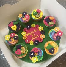 Mehndi Mendhi Cupcake Board Desserts Cake Food