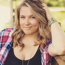 Ashley Everts's Instagram, Twitter & Facebook