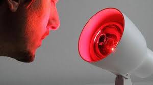 Red Light Therapy Involves Exposing The Skin And Body To Strong Sources Of Visible Red Light 610 700nm As A Natura Red Light Therapy Light Therapy Light Red