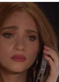 Nicolás encuentra en Michelle a la mejor confidente.  #LasHijasDeLaSeñoraGarcía #ProducciónJoséAlbertoCastro