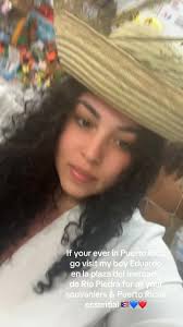 #riopiedras #plazadelmercadoriopiedras #eduardo #puertorico #souvaniers  #badbunny #cafeconron