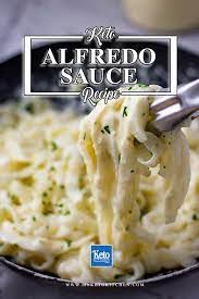 Best Keto Alfredo Sauce Recipe Delicious Low Carb Italian Favorite Recipe Keto Alfredo Sauce Creamy Recipes Alfredo Sauce Easy