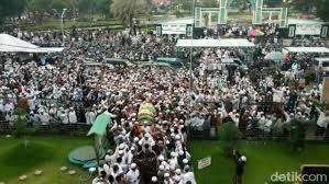 Dalam kondisi apapun, apabila diundang warga, beliau selalu berusaha hadir. Bmrs0ouppouivm